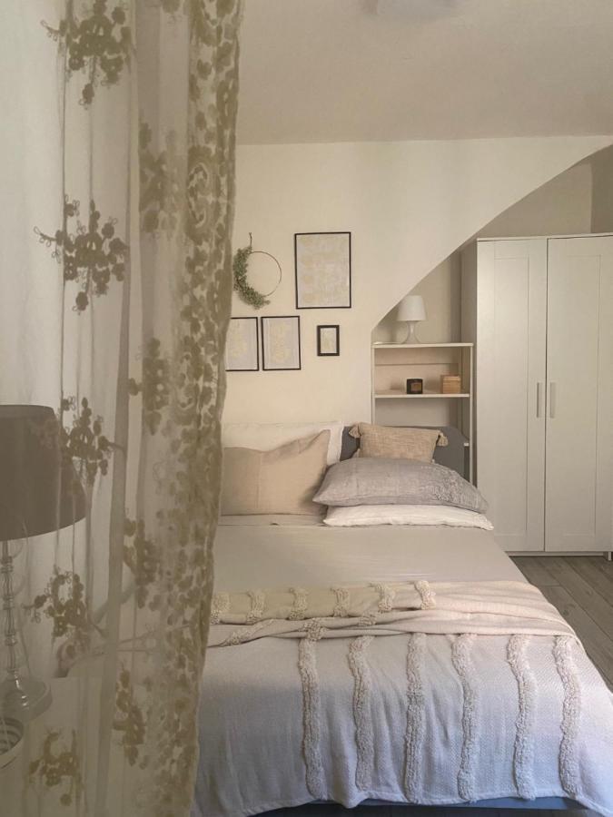 Maison Rebecca Carpi Luaran gambar
