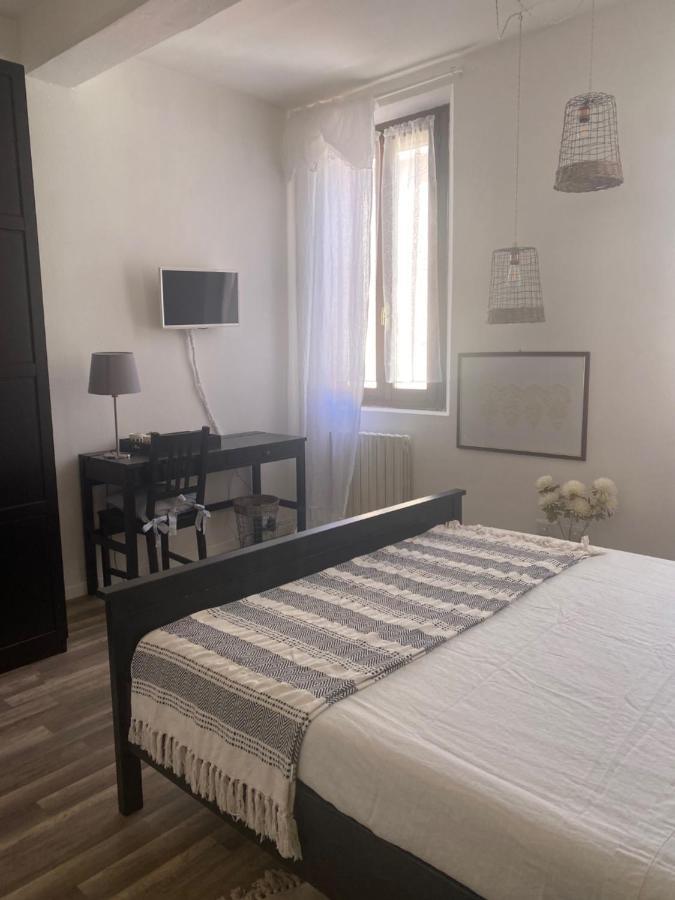 Maison Rebecca Carpi Luaran gambar